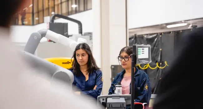 Aplicaciones de robótica en laboratorio para estudiantes de Ingeniería en Mecatrónica