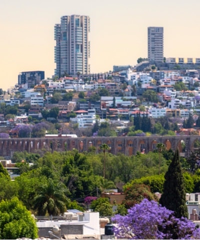 Vista panorámica de paisaje  a la ciudad de Querétaro 