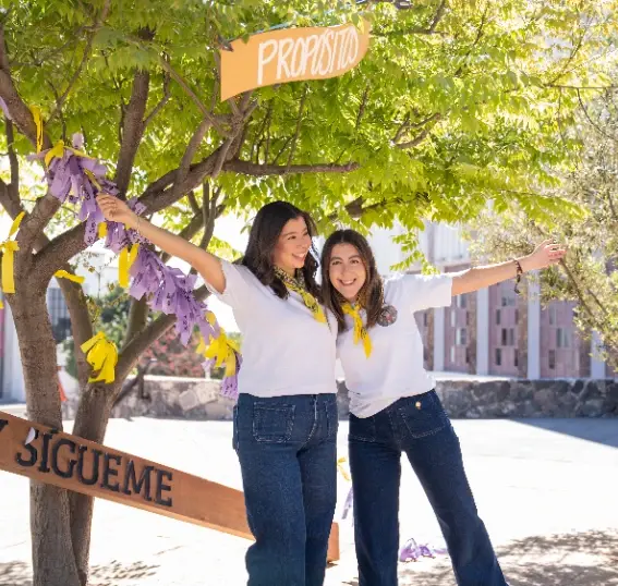 https://3892826.fs1.hubspotusercontent-na1.net/hubfs/3892826/estudiantes-pastoral-1-567x538.webp